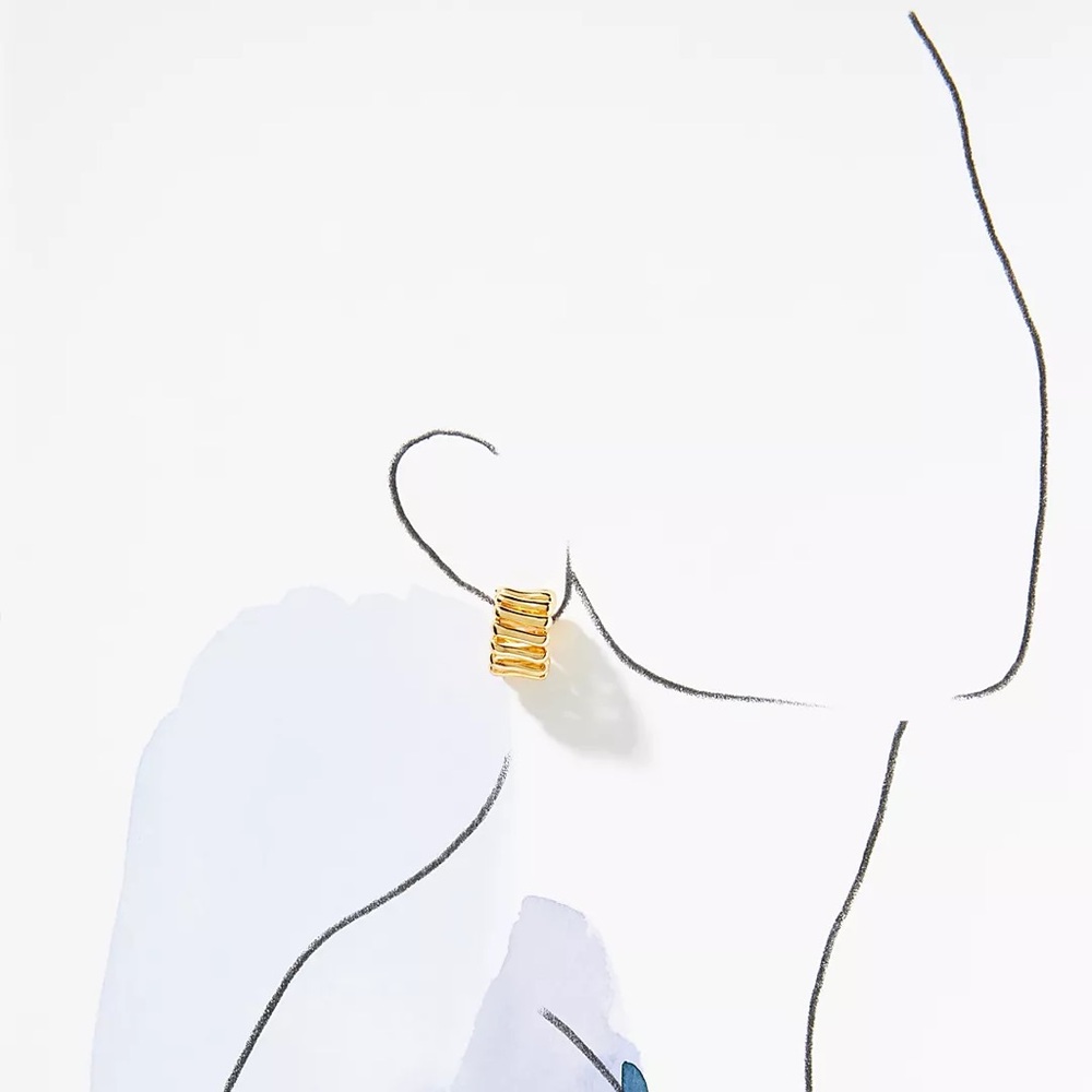 ZEYZEY Gold plated Chunky Huggie Hoop Earrings